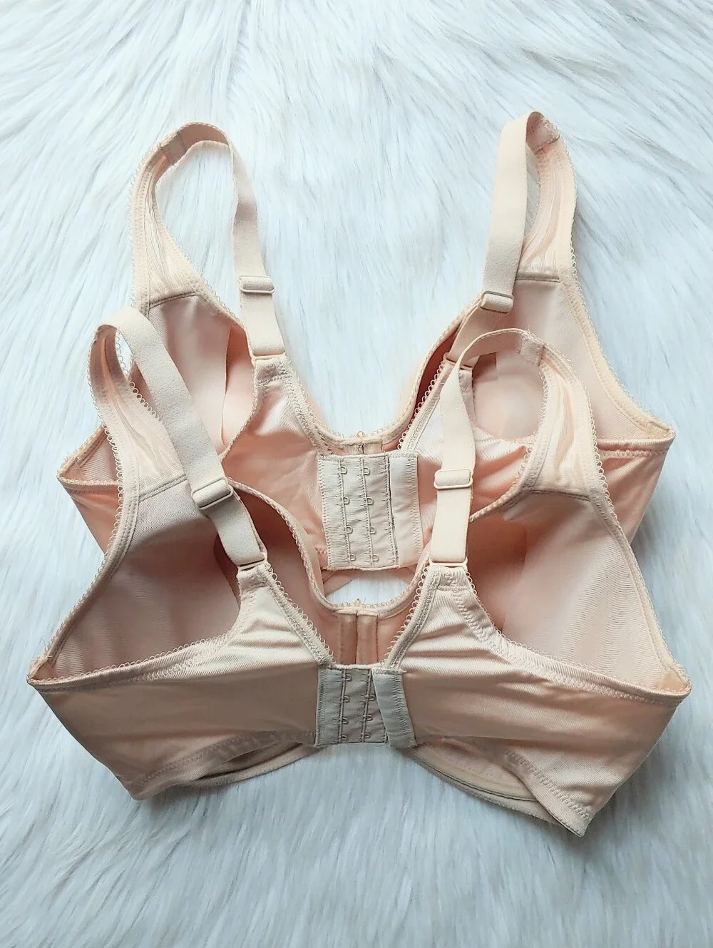 Wacoal Light Beige/ Nude Basic Beauty Underwire Spacer T-Shirt Bras, 36G ~36DDDD